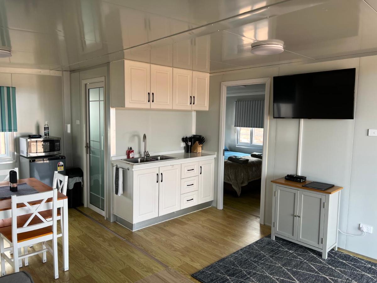 White Cliffs Self Contained Cabin Accommodation Eksteriør billede